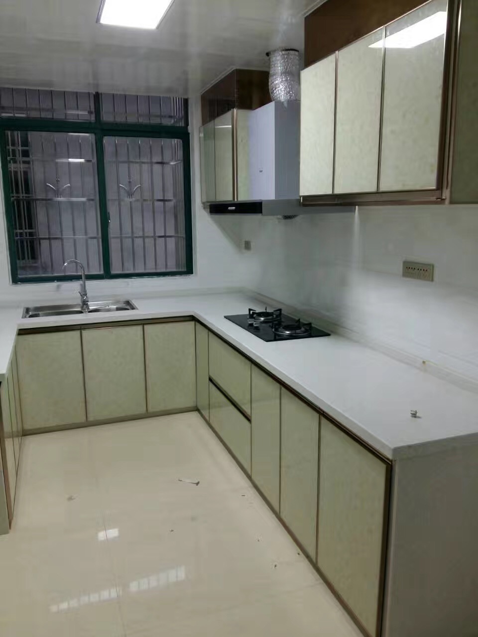 新半岛官网_半岛(中国)油墨在家庭橱柜中运用